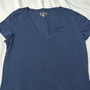 Never worn Lilly Pulitzer v neck t short in true navy.